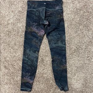 Lululemon Wunder Under leggings